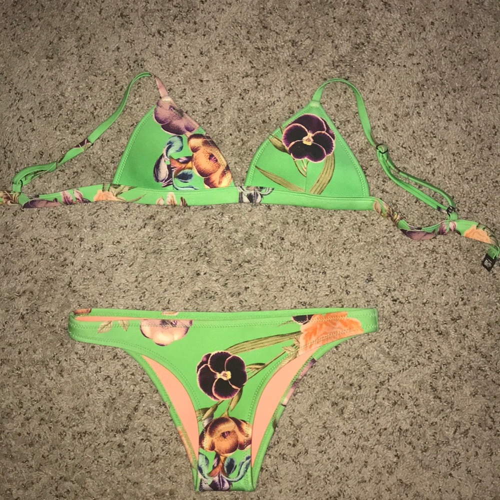 Triangl “Petra” Bikini